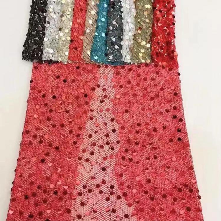 Sequins ایمبرائیڈری لیس